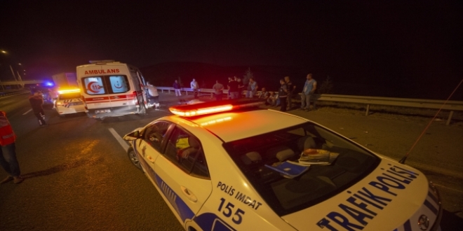 Lastik deitiren belediye alanlarna tr arpt: 2 l, 1 yaral