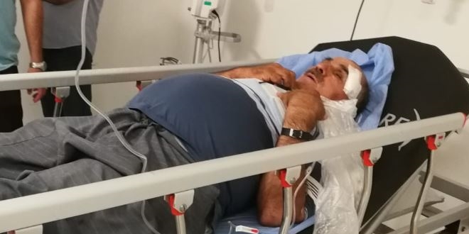 Mersin'de görme engelli imama dua dayağı