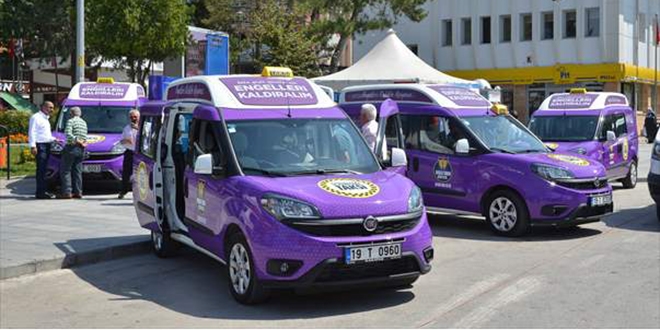 orum'da engelliler iin 'mor taksi' uygulamas