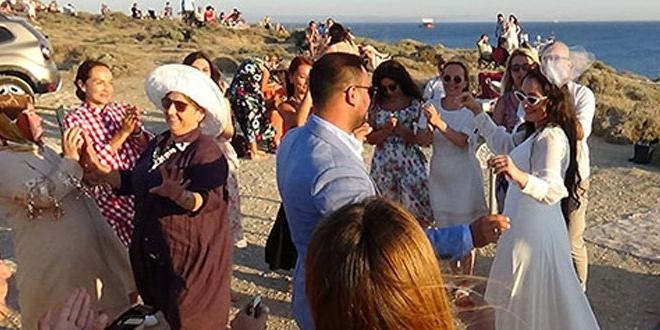 Evlilik teklifi etmek isteyen herkes oraya koşuyor!