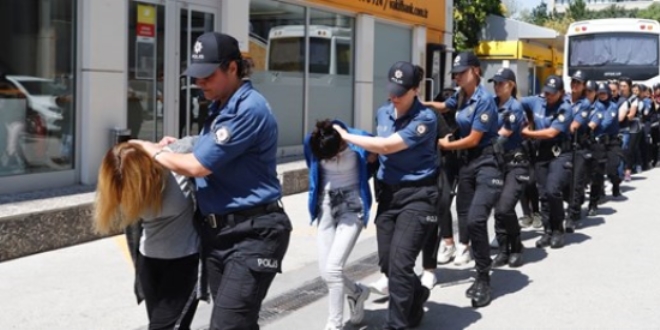 'Avcı kız' operasyonunda 55 kişi tutuklandı