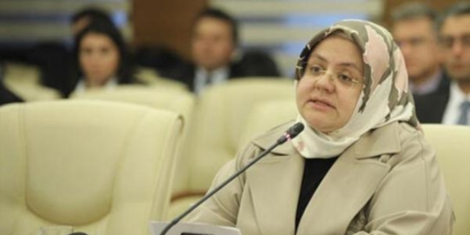 Bakan Seluk, kamu iileri iin zam teklifini revize etti