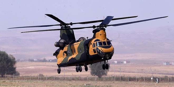 4 Chinook helikopteri daha Trkiye'ye teslim edildi