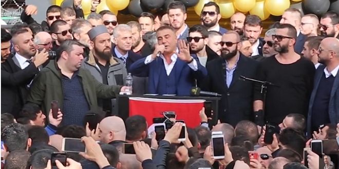 Sedat Peker'e 'silahlanma çağrısı' iddiasından takipsizlik