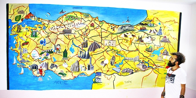 Sınırdaki okula Türkiye haritasını çizdi