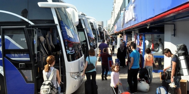 Otogarda Bayram yoğunluğu başladı