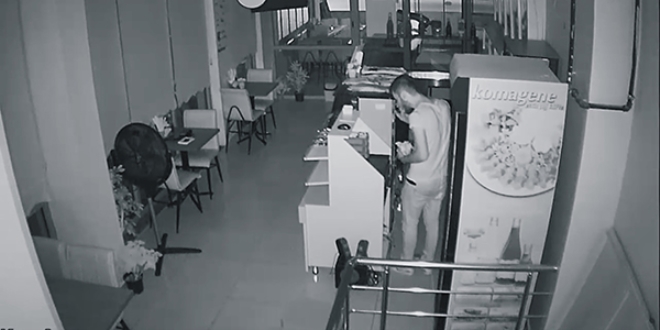 Pi�kin h�rs�z soydu�u i� yerinde �i� k�fte yedi