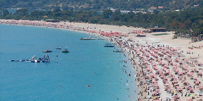 Turizmcilerden 'tatil doland�r�c�lar�' uyar�s�