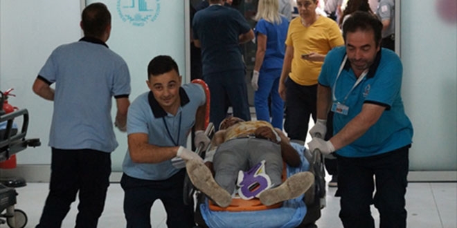 Acil servisteki tatbikatı gerçek zannedip yardım ettiler