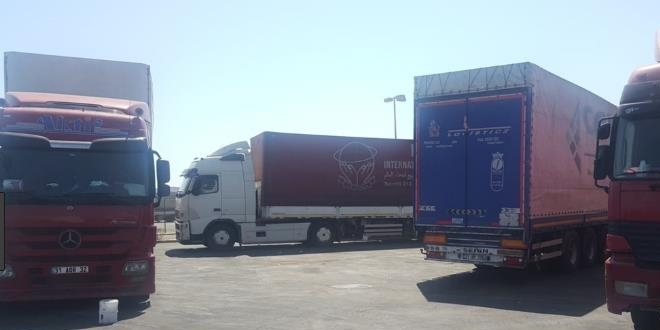 Suudi Arabistan'da bekletilen Türk tırların geçişine izin verildi