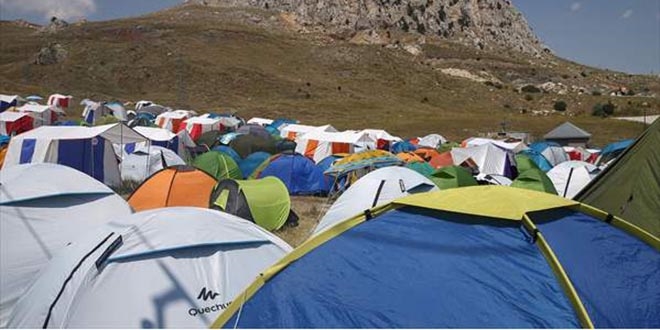 Kışın kayakseverleri yazın bilim meraklılarını ağırlıyor