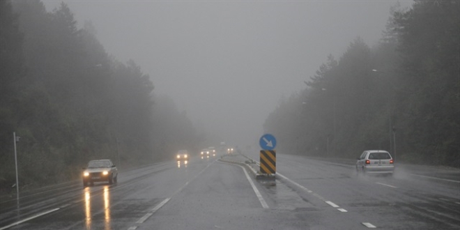 Bolu Da��'nda sa�anak ve sis etkili oluyor