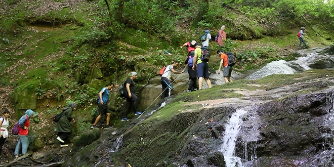 Doğa severlerin yeni rotası, Nüzhetiye Şelalesi