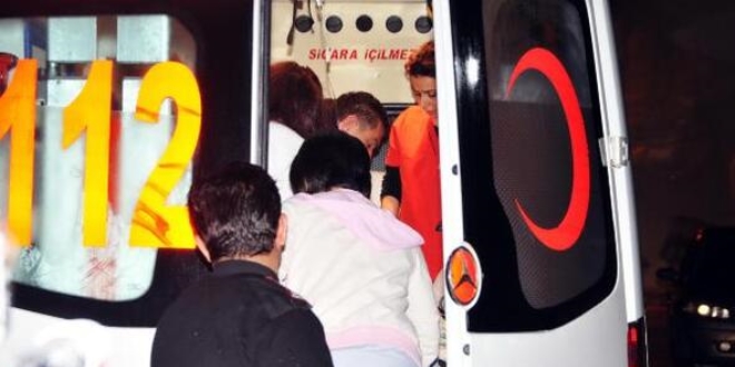 Eli k�yma makinesine s�k��an kasap yaraland�