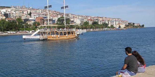 'Mutlu şehrin' otellerinde bayram yoğunluğu