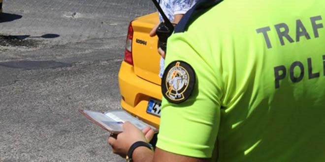 Alkol ve uyu�turucu kullanan s�r�c�ler cezas�z kalmad�