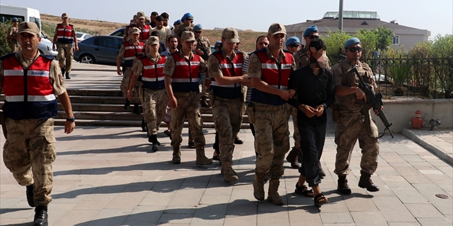 Hatay'da DEAŞ operasyonu: 22 kişiden 2'si tutuklandı