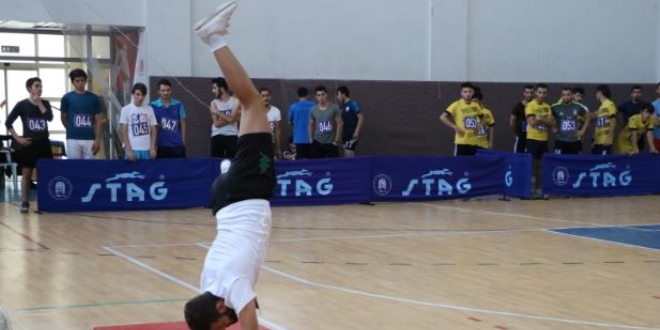 852 öğrenci özel yetenek sınavında ter döktü