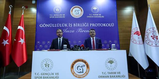 Gönüllülük Alanında İş Birliği Protokolü'nü iki bakan imzaladı