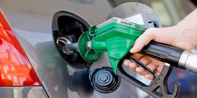 Benzine indirim geldi...Pompaya yansıyacak