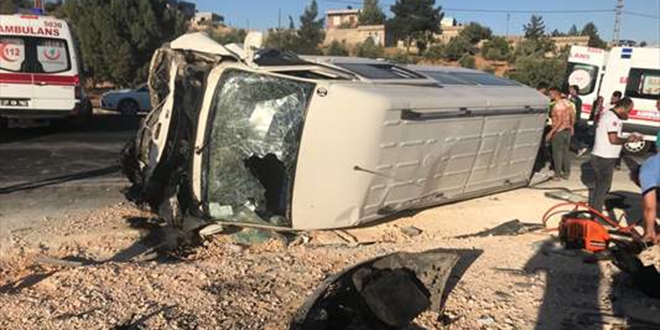 Gaziantep'te trafik kazası: 3 ölü, 12 yaralı