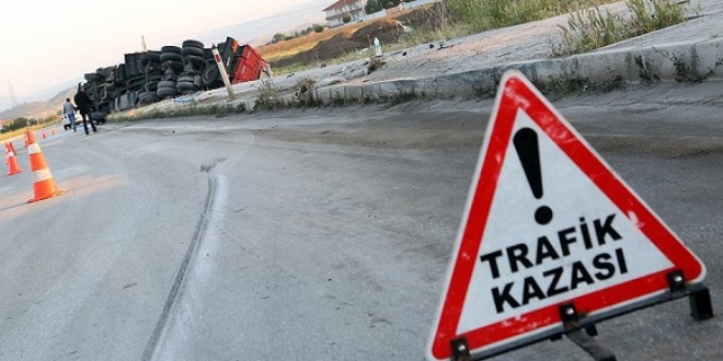 4 ya��ndaki �ocuk kamyonun �arpmas� sonucu hayat�n� kaybetti