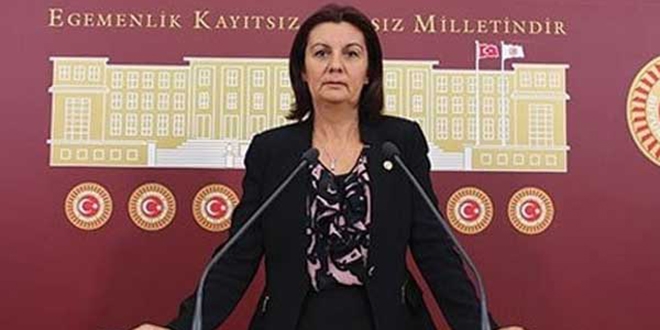 CHP'li Karab�y�k: Bayram ikramiyesi pul oldu