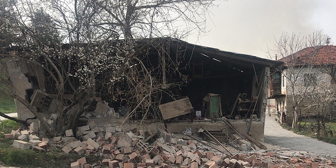 Hasar tespit ekipleri Denizli'ye gitti