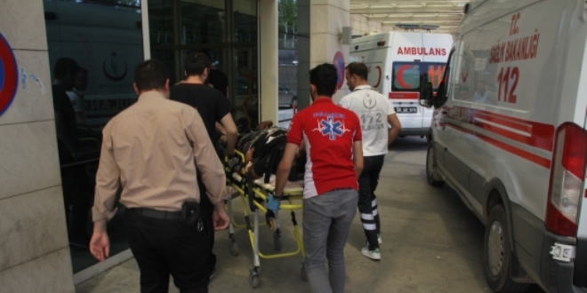 Siirt'te minibüs şarampole devrildi: 2 ölü, 9 yaralı