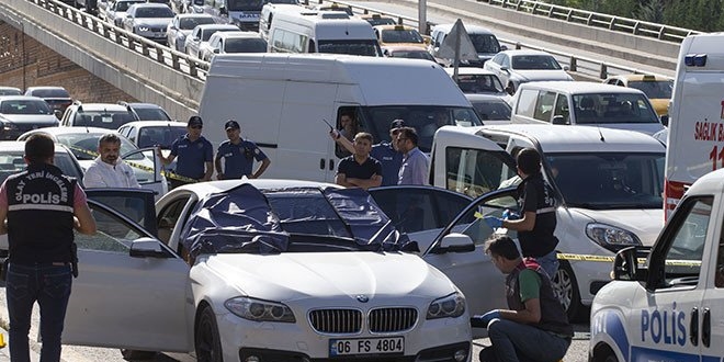 İş insanı Zinnur Erol'u arabasında infaz eden zanlı emniyetin önünde intihar etti