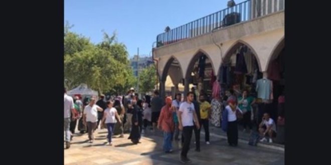 Hatay'daki patlama nedeniyle çevre evler zarar gördü