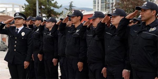 Emniyet, batıdan batıya tayinleri açıkladı