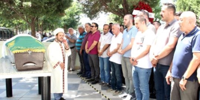 Genç kabin memuru son yolculuğuna uğurlandı