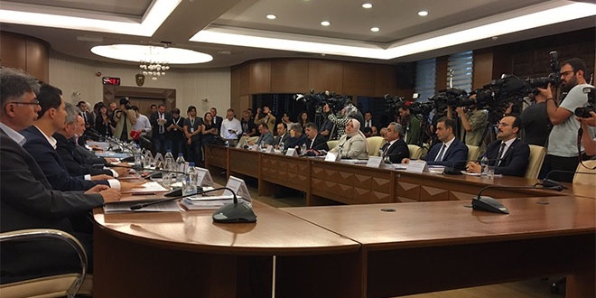 Toplu sözleşmede taraflar bir araya geliyor