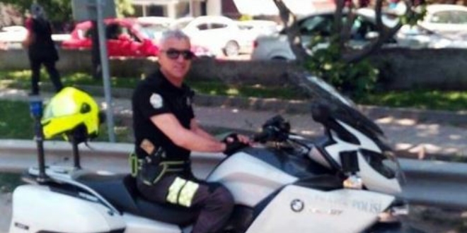 Motosikletiyle kaza yapan polis memuru ar yaraland