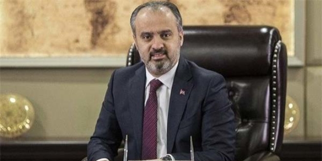 Alinur Aktaş, şirketlerdeki görevlerinden istifa etti