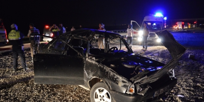 Manisa'da zincirleme trafik kazas�: 23 yaral�