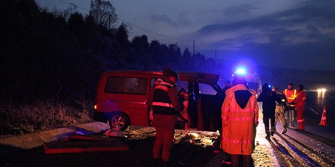 İzmir-İstanbul otoyolunda feci kaza: 2 ölü, 2 yaralı