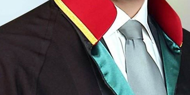 Avukata 'dolandırıcılık'tan ihraç