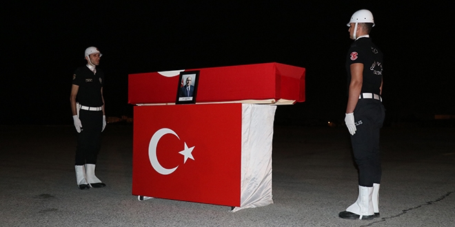 Bakan Yardımcısı'nın naaşı İstanbul'a uğurlandı
