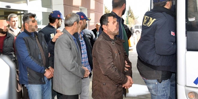 Ağrı'da 9 kişiye PKK'dan gözaltı