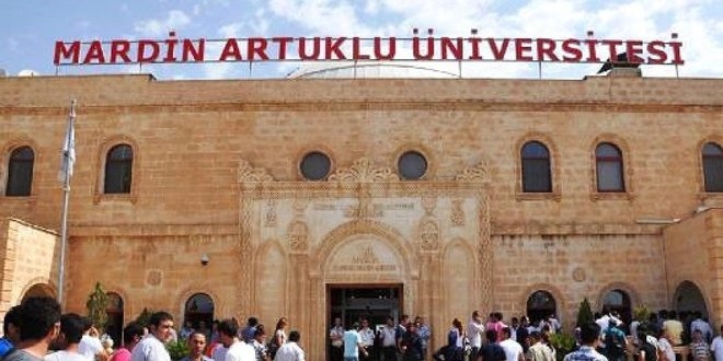 Görevi biten Rektör, bu twiti atıp sildi