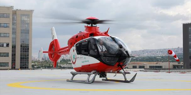 Ankara Şehir Hastanesinde ambulans helikopter deneme uçuşu yaptı