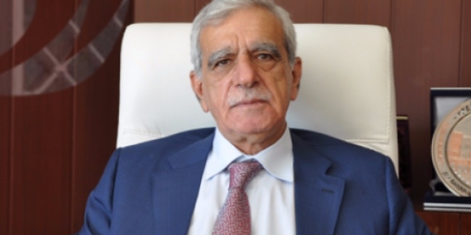 Kılıçdaroğlu'dan Ahmet Türk'e geçmiş olsun telefonu