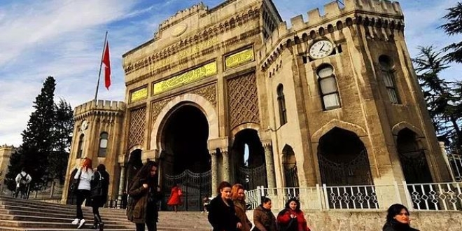 Ünlü Profesör'ün 'düşük not' cezası kesinleşti