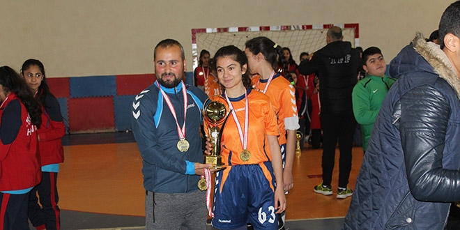 Beden eğitimi öğretmeninin büyük başarısı