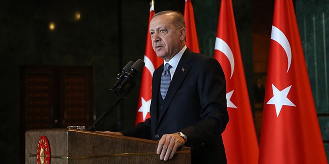 Erdoğan: Mesele vatansa gerisi teferruattır