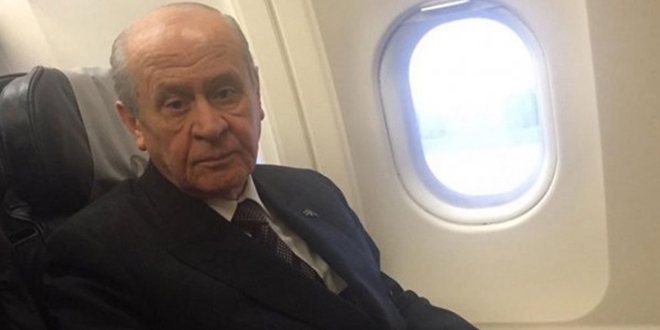 Bahçeli korkusunu yendi, yıllar sonra uçağa bindi