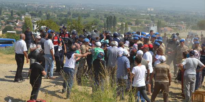 Manisa'da JES protestosu: 26 gözaltı