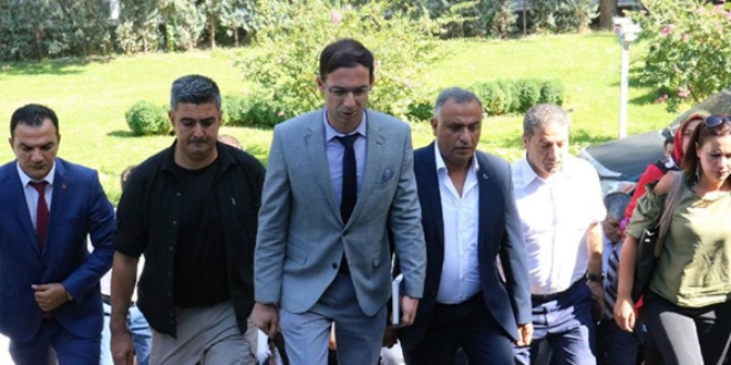 MHP, 19 yıl sonra Diyarbakır Büyükşehir Belediyesi'ni ziyaret etti